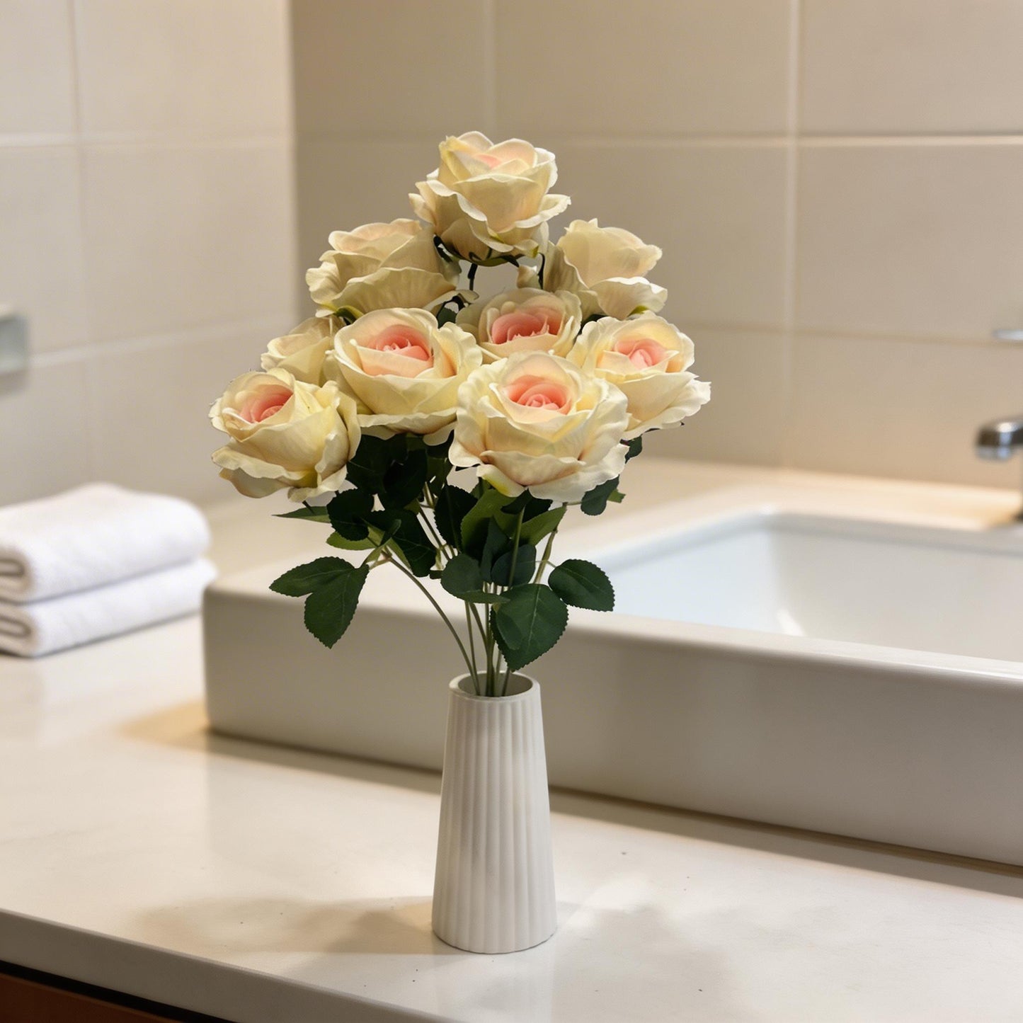 9'LU KREMLİ PEMBE GÜL DEMETİ YAPAY 50CM BOY