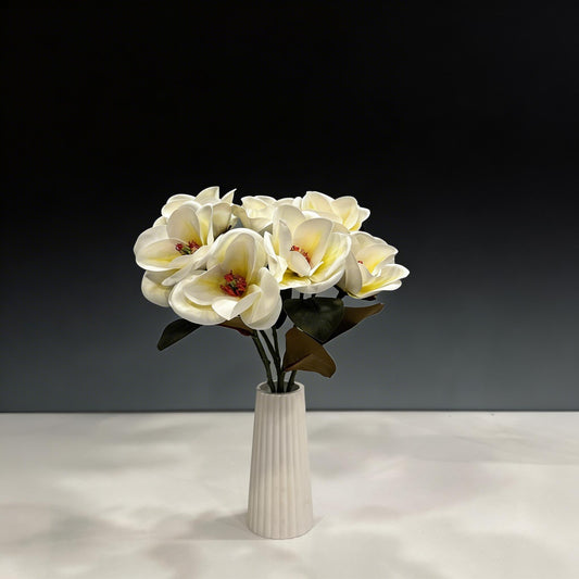 BEYAZ ISLAK MANOLYA YAPAY DEMET 6 KAFALI BOY 40 CM