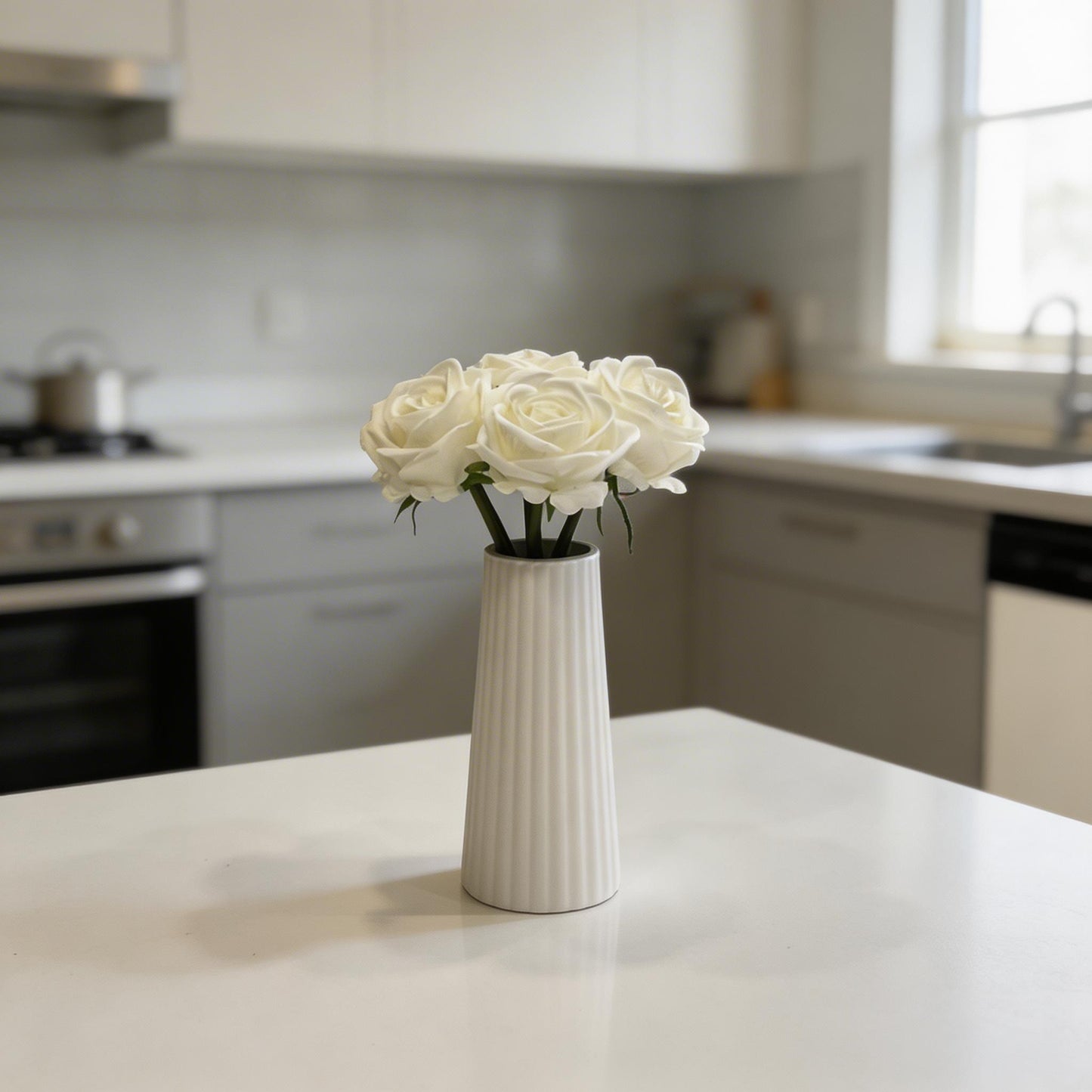 BEYAZ GÜL DEMETİ YAPAY 7'Lİ  25 CM BOY